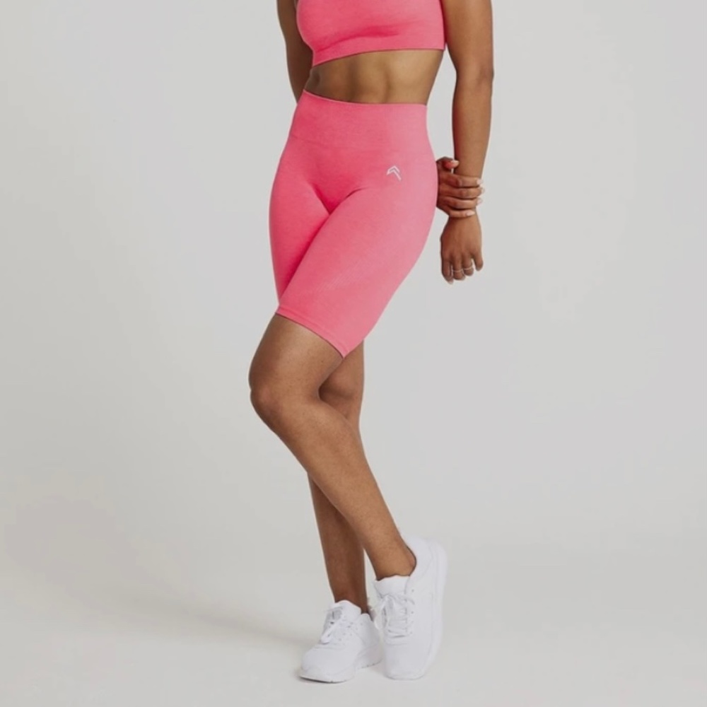 Oner Active Guave shorts S (NWT)